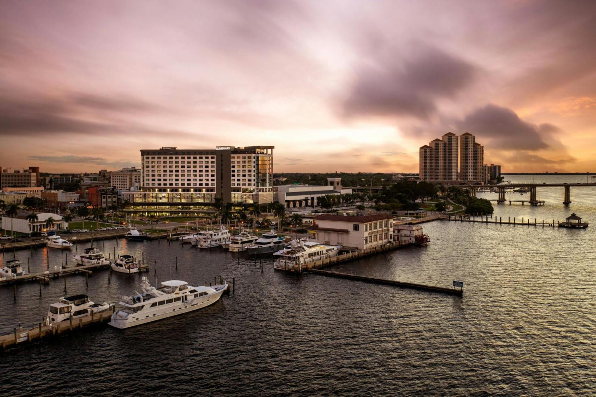 Luminary Hotel & Co., Autograph Collection Fort Myers Exterior foto